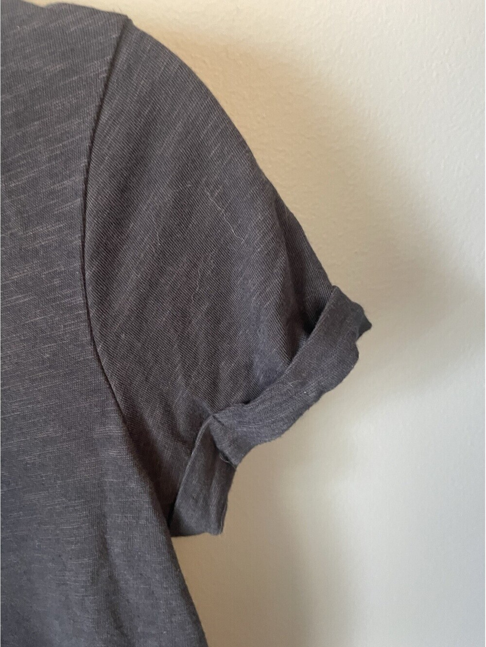Max Studio Women’s XS Navy Solid Knit Short Sleeve Round Neck Tee - Picture 3 of 4